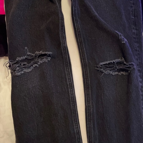 Jeans - Picture 1 of 3